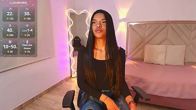 Miagates tay online show from October 22, 3:28 am