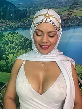  hafsa  online show from December 3, 3:33 pm