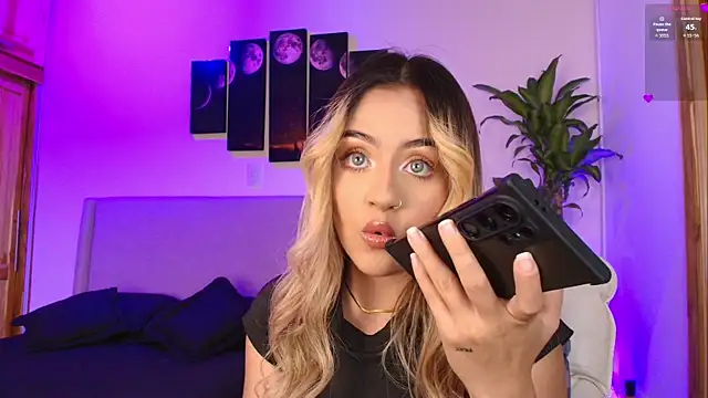 MaryMoon  online show from December 5, 12:54 am