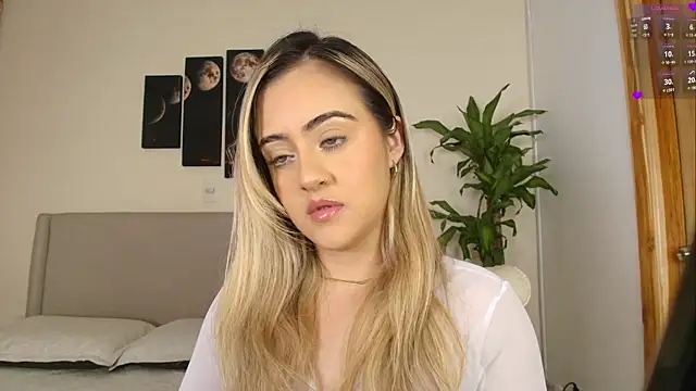 MaryMoon  online show from March 3, 11:12 pm