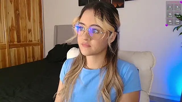 MaryMoon  online show from December 17, 4:34 pm