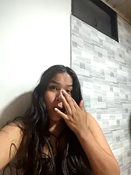 Pamela mua online show from October 3, 9:44 am