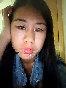 Snapshot of luy-xinh02 chatting on October 2, 2:04 am luy-xinh02 online show from October 2, 2:04 am