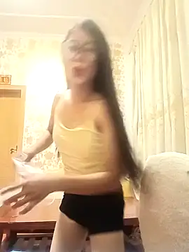 Snapshot of luy-xinh02 chatting on October 10, 11:55 am luy-xinh02 online show from October 10, 11:55 am