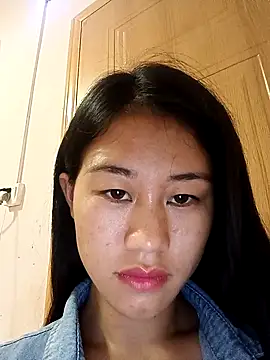 Snapshot of luy-xinh02 chatting on October 1, 12:53 pm luy-xinh02 online show from October 1, 12:53 pm