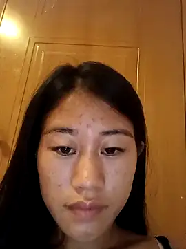 Snapshot of luy-xinh02 chatting on September 14, 1:33 pm luy-xinh02 online show from September 14, 1:33 pm