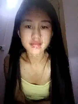 Snapshot of luy-xinh02 chatting on October 8, 9:59 pm luy-xinh02 online show from October 8, 9:59 pm