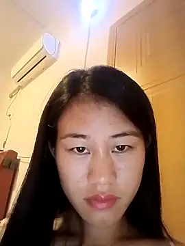 Snapshot of luy-xinh02 chatting on September 27, 2:12 pm luy-xinh02 online show from September 27, 2:12 pm