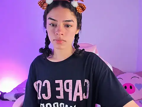 Snapshot of maddy_parker__ chatting on November 12, 8:56 pm maddy parker online show from November 12, 8:56 pm