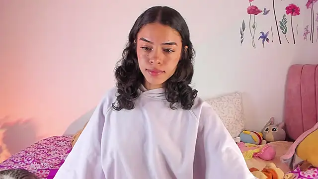 maddy parker   online show from April 10, 11:56 pm