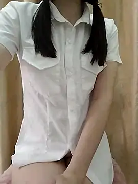 Snapshot of Ella_sex001 chatting on September 12, 9:09 am Ella sex001 online show from September 12, 9:09 am