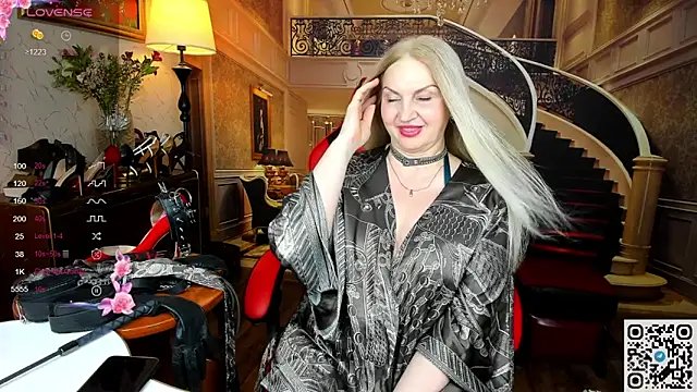 Nina Devillle online show from March 22, 9:49 pm