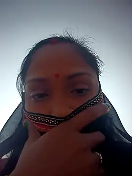 Snapshot of Suman_ji1 chatting on November 18, 5:00 am Suman ji1 online show from November 18, 5:00 am