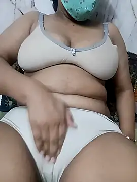 Snapshot of Sexy-Smilly- chatting on September 11, 9:15 pm Sexy-Smilly- online show from September 11, 9:15 pm