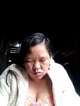 Snapshot of riso-00 chatting on October 24, 4:44 am riso-00 online show from October 24, 4:44 am