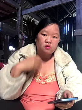 Snapshot of riso-00 chatting on November 29, 4:23 am riso-00 online show from November 29, 4:23 am