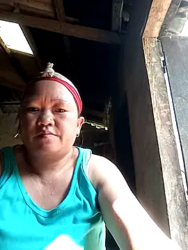 Snapshot of riso-00 chatting on October 11, 6:36 am riso-00 online show from October 11, 6:36 am