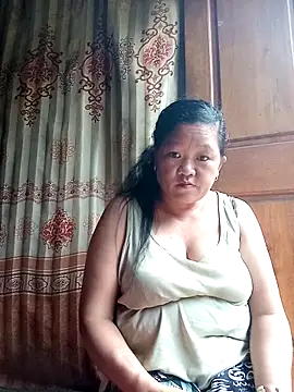 Snapshot of riso-00 chatting on October 17, 3:21 am riso-00 online show from October 17, 3:21 am