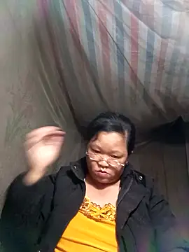 Snapshot of riso-00 chatting on November 6, 2:32 pm riso-00 online show from November 6, 2:32 pm