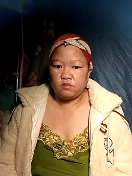 Snapshot of riso-00 chatting on November 11, 12:38 am riso-00 online show from November 11, 12:38 am