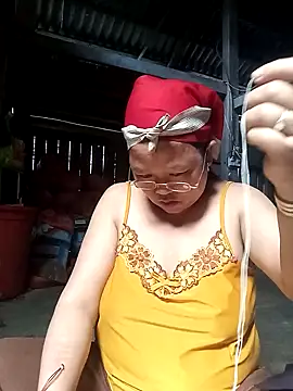 riso-00 online show from February 14, 4:23 am