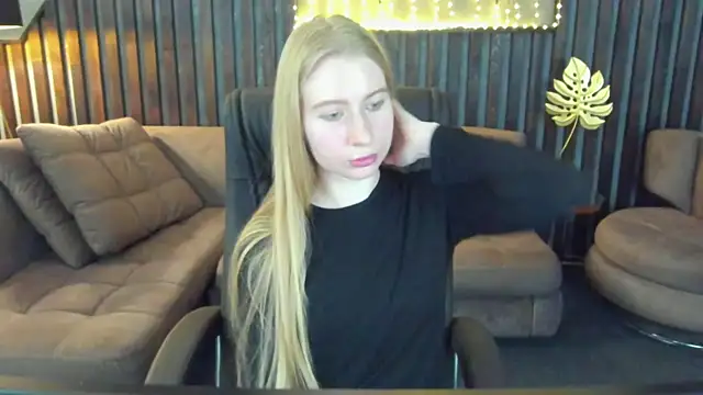 Alina Blonde online show from March 27, 8:26 am