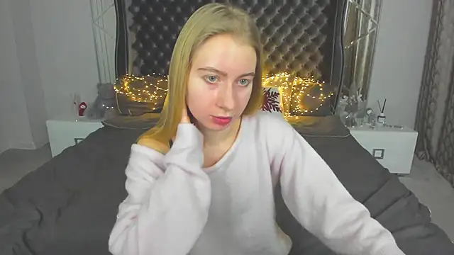 Alina Blonde online show from January 17, 6:39 am