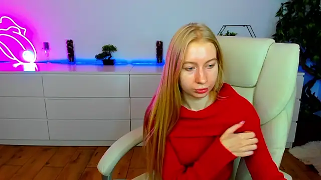 Alina Blonde online show from November 8, 7:01 am