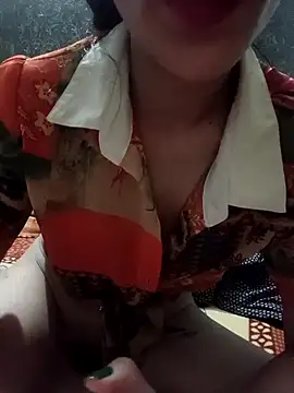 Snapshot of Neha_Singh92 chatting on November 18, 7:06 pm Neha Singh92 online show from November 18, 7:06 pm