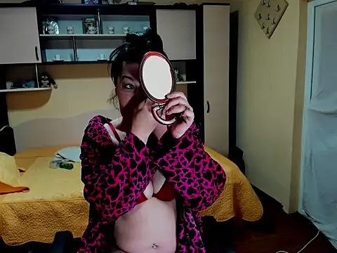 Soffy Skye online show from March 15, 6:53 am