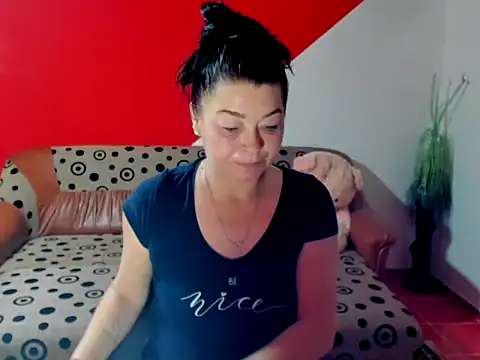 Soffy Skye online show from October 8, 3:41 am