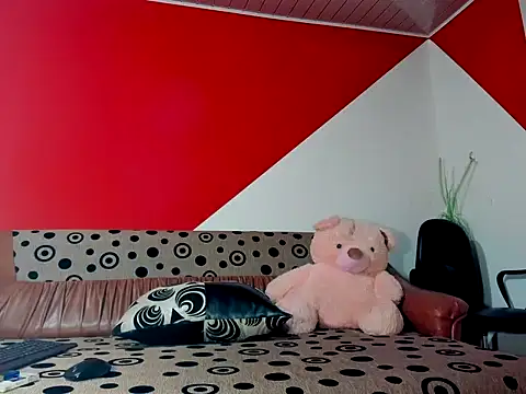 Soffy Skye online show from October 6, 4:35 am