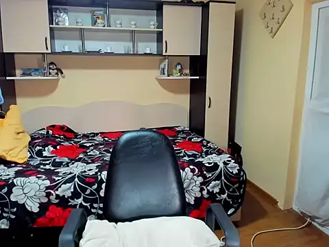 Soffy Skye online show from March 10, 6:28 am