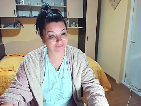 Soffy Skye online show from April 7, 3:30 am