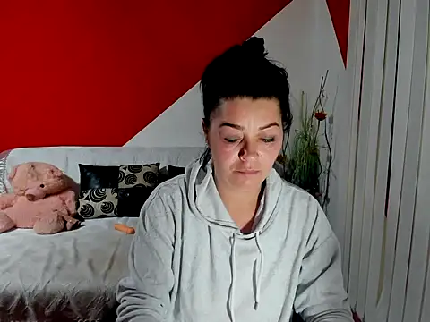 Soffy Skye online show from September 25, 3:34 am