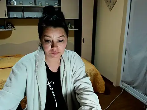 Soffy Skye online show from May 9, 4:27 am