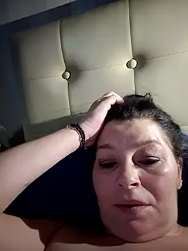 Snapshot of Soffy_Skye chatting on February 3, 6:46 pm Soffy Skye online show from February 3, 6:46 pm