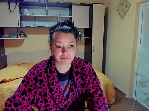 Soffy Skye online show from May 3, 3:55 am