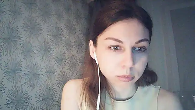Snapshot of Sorelaa chatting on July 26, 8:27 pm Sorelaa online show from July 26, 8:27 pm
