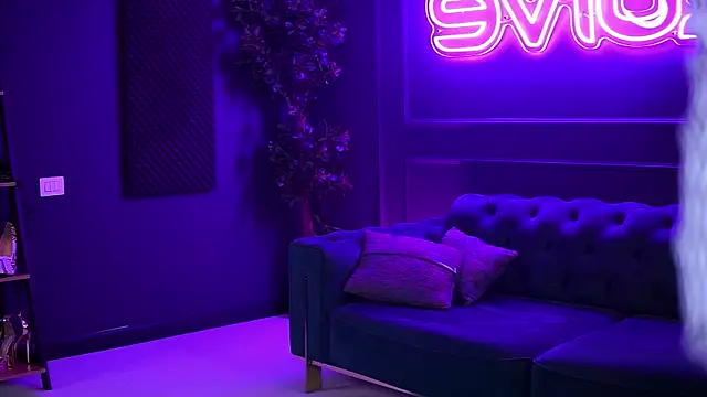 YuliaDesirevska online show from November 2, 8:14 pm