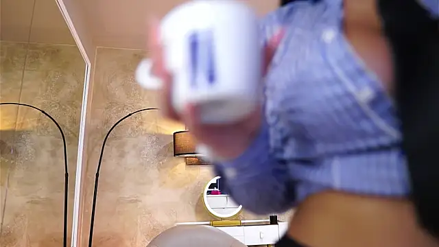 YuliaDesirevska online show from October 16, 6:16 pm