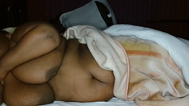 Bustyboobs02xx online show from July 18, 3:48 am