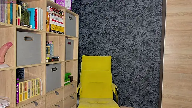 AzureEyes online show from November 17, 3:27 pm