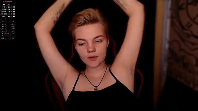 KrisNeal online show from November 1, 9:03 am