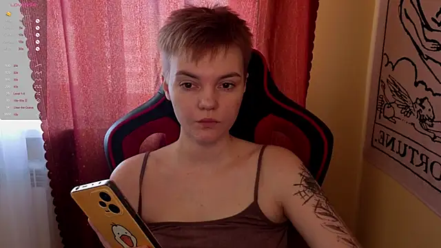 KrisNeal online show from October 12, 9:32 am