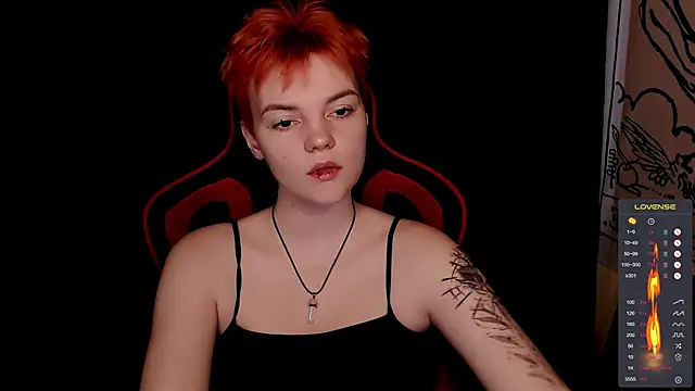 KrisNeal online show from November 9, 9:13 am