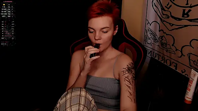 KrisNeal online show from November 7, 10:09 am