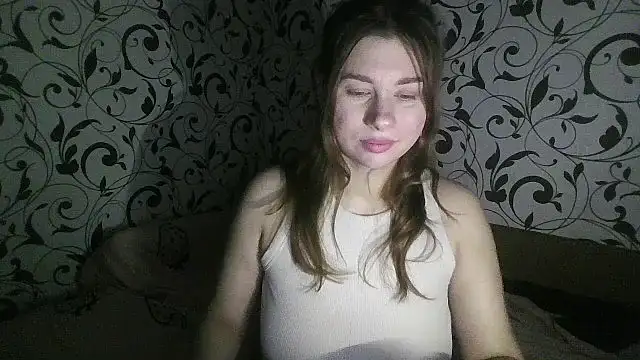 YourEmilie online show from January 15, 4:54 pm