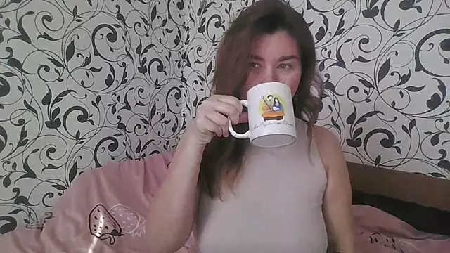 YourEmilie online show from January 16, 9:24 am