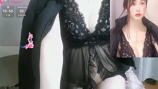 Snapshot of mari_maria chatting on November 1, 4:12 pm mari maria online show from November 1, 4:12 pm